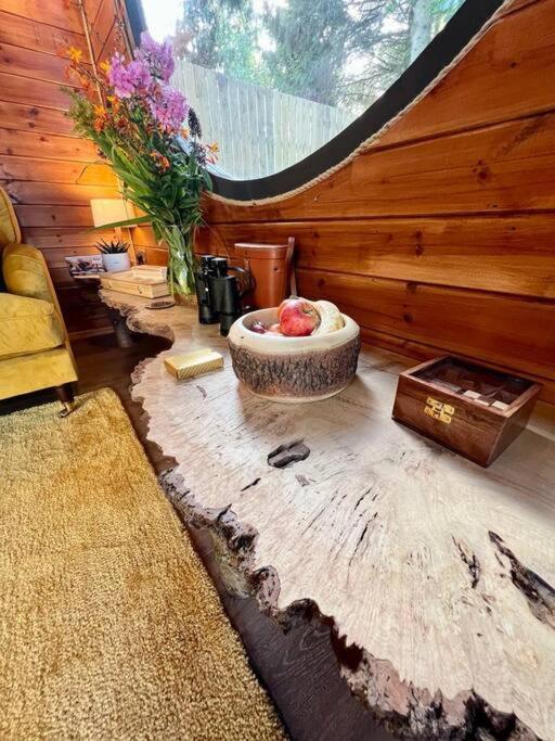 The Pines Treehouse At Treetops Hideouts ริชมอนด์ ภายนอก รูปภาพ