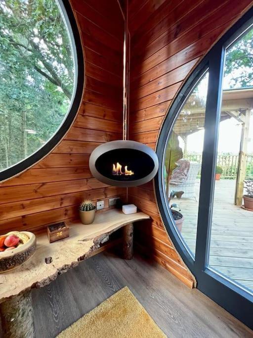 The Pines Treehouse At Treetops Hideouts ริชมอนด์ ภายนอก รูปภาพ